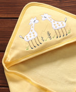 Load image into Gallery viewer, 100%  COTTON FLEECY HOODED BLANKET WITH CUTE GIRAFFEE EMBROIDERY
